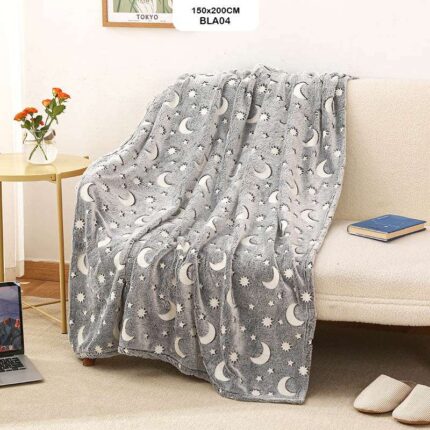 BLA04 GLOW IN THE DARK BLANKET 150x200CM
