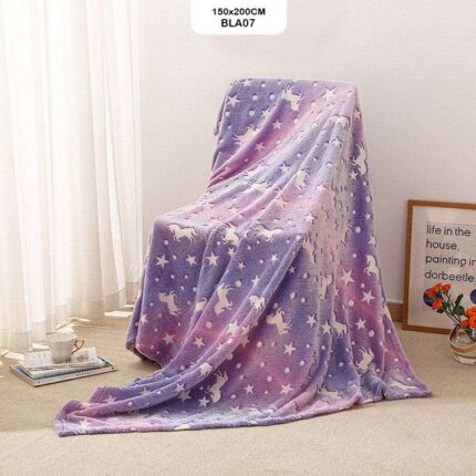BLA07 GLOW IN THE DARK BLANKET 150x200CM
